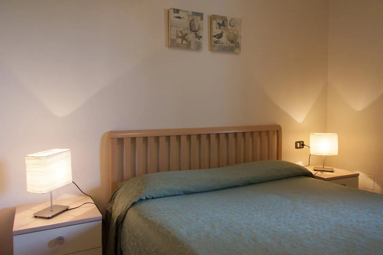 Lauri & Faggi Aparthotel Desenzano del Garda